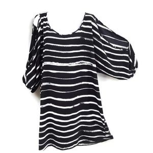 Express Shift Dress Cold Shoulder Bell Sleeve Exposed Zip Back L